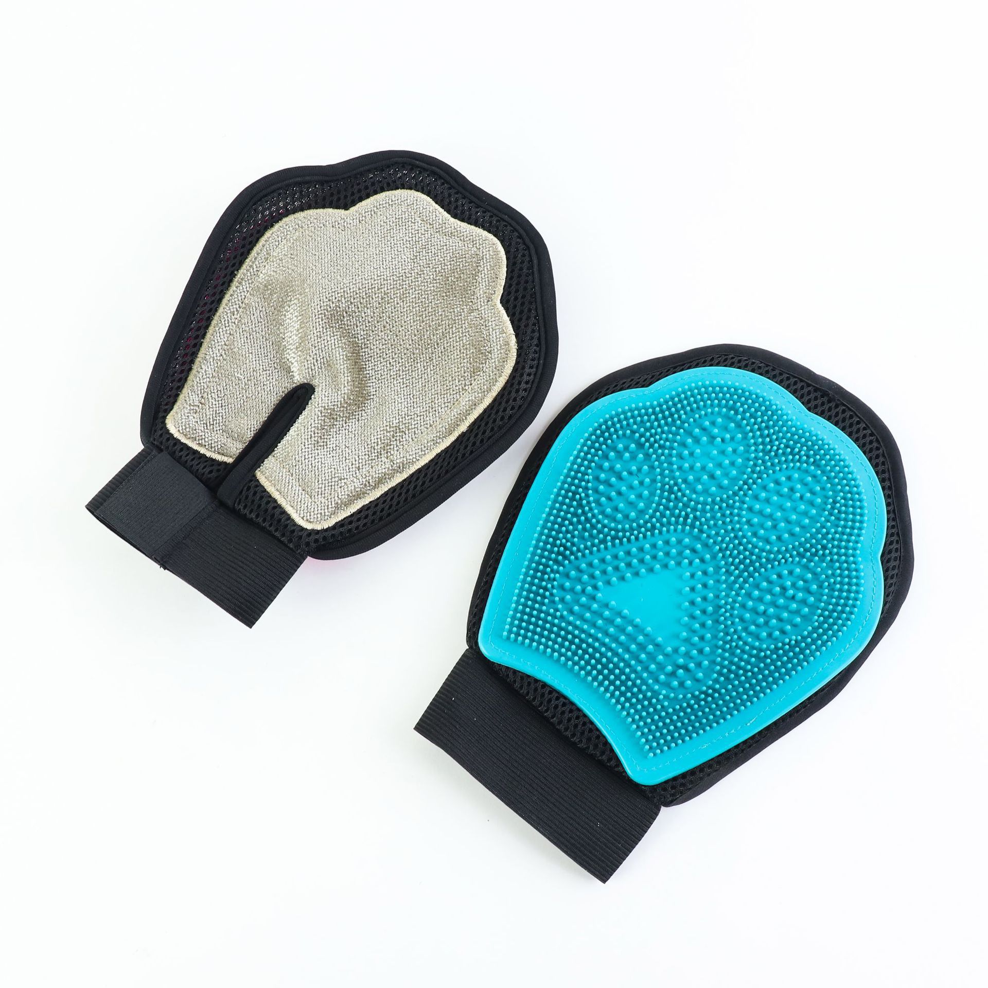 Pet Bath Glove And Cleaning Brush For Grooming