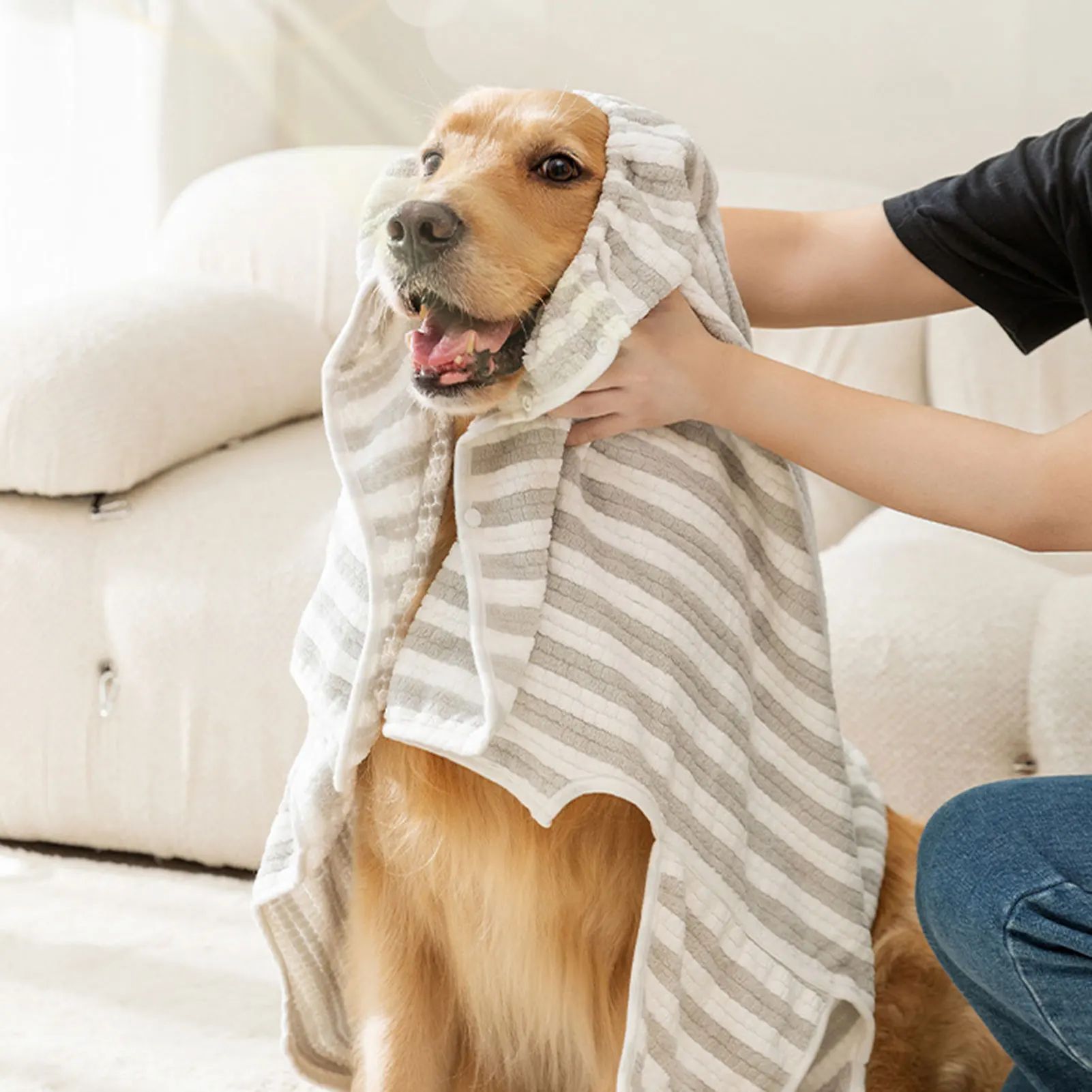 Ultra-Absorbent Quick-Drying Pet Bath Towel Thick Soft Robe