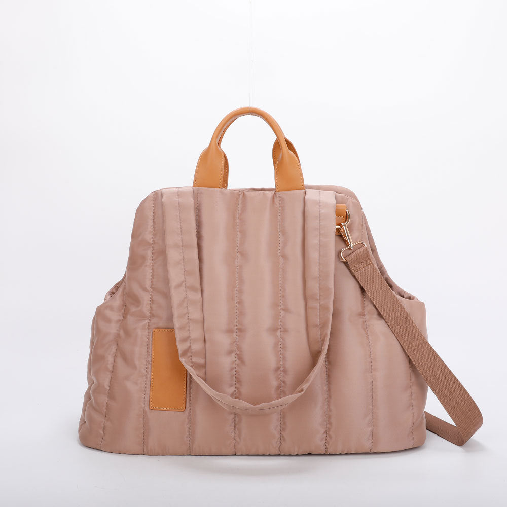 Lightweight Waterproof Portable Pet Carrier Bag For Travel