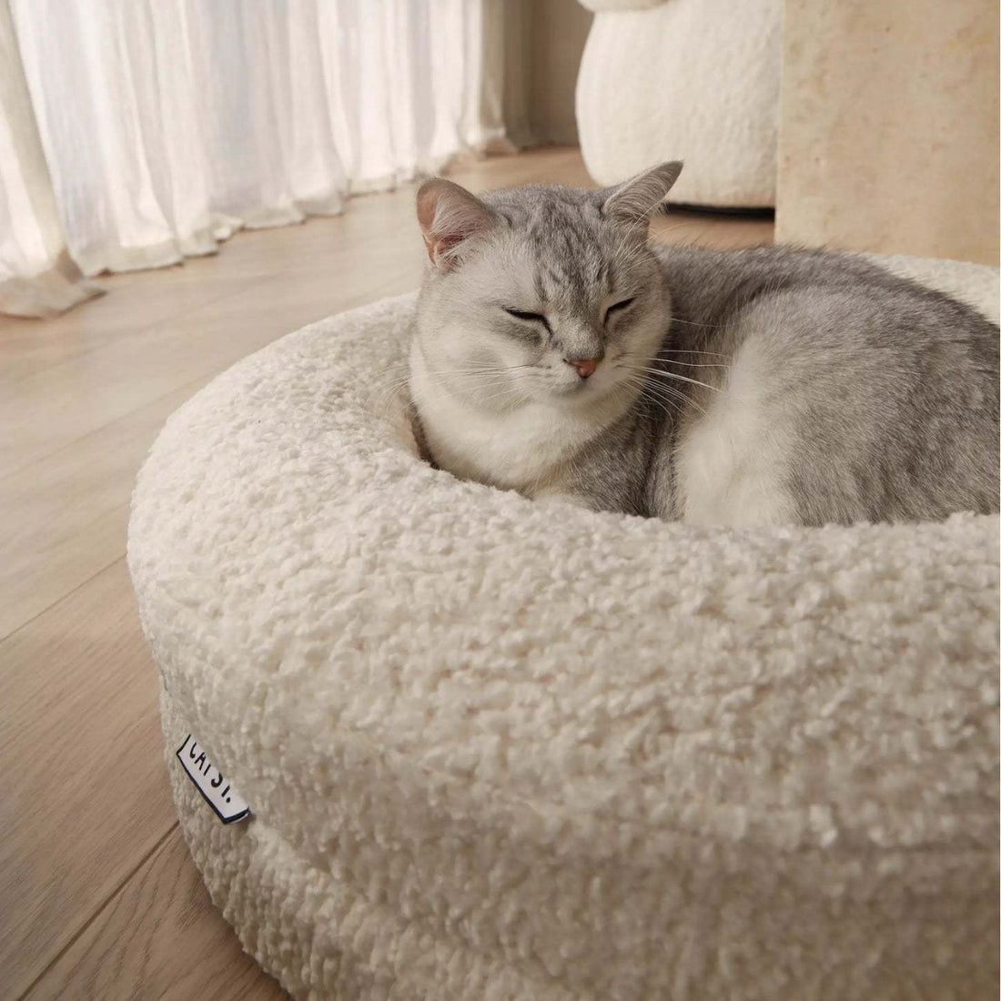 Solid Color Round Pet Bed For Comfortable Leisure And Sleep